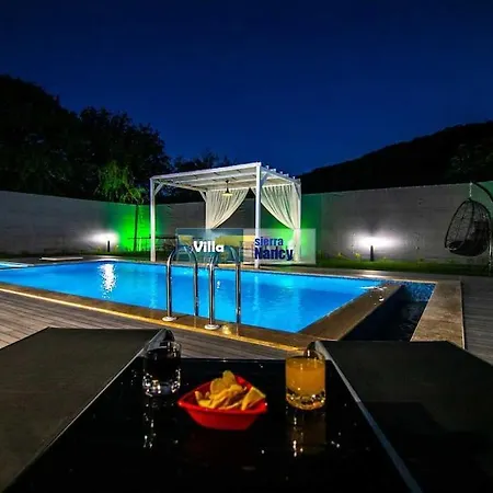 Tam Korunakli 'kayakoey' Villa Fethiye